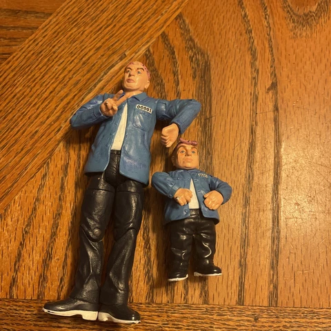 MEZCO 2002 Austin Powers Prison Dr. Evil & Mini Me Action Figures - Mike Myers Cover