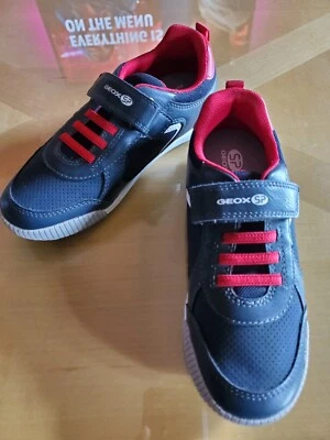Zapatillas Gris Carbón y Rojo Geox Respira SP Son Nuevas Sin Caja Talla 3 Caminar  Foto 1 de 4