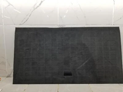 2004 年沃尔沃 V70R 卡戈盖地板 * FRONT SECTION TOWARD 后座 * #002683 — 第 1/4 张图片