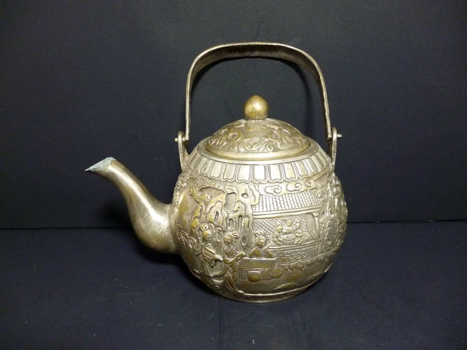 Grabados chinos grabados de tetera/tetera de metal C.1900 Super 3286 Foto 1 de 4