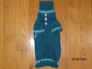 Hand Knit Unisex Dog Sweater size M - Picture 1 of 2
