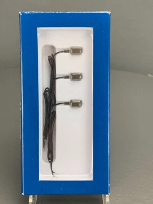 HO Walthers 949-4318 Modern Wall-Mount Lights pkg(3) LZ HO2587 - Image 1 of 4