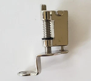 Máquina de coser bordada genuina BERNINA PIE #26 en forma de gota - Imagen 1 de 4
