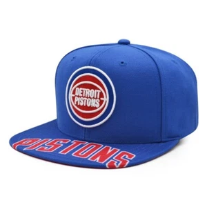 Detroit Pistons Mitchell & Ness NBA Team Haken Druckknopflasche Mütze - royal/rot - Bild 1 von 5