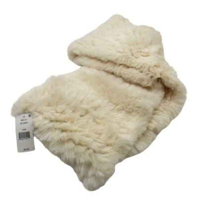 "Bufanda infinita de piel sintética Steve Madden de $64,00 10"" x 27""; blanco roto" Foto 1 de 4