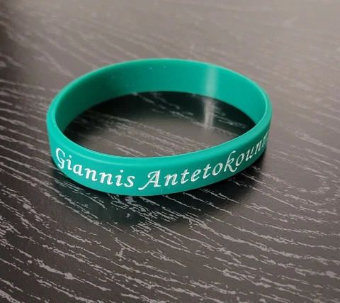 (1) Giannis Antetokounmpo Green Signature Basketball Silicone Bracelet Bucks Cover