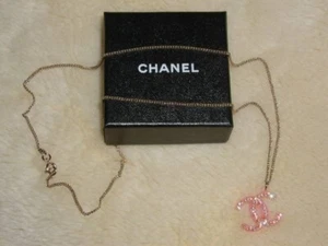 Authentic Chanel Vintage 04A Necklace Pendant CC Logo Clear Pink Plastic - Picture 1 of 7