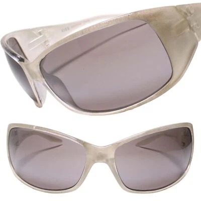 Gafas de sol rectangulares con montura beige translúcida exagerada para mujer de moda Foto 1 de 3