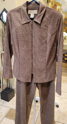 Expressions 2 Piezas Pantalones Traje Mujer - Material Piel Serpiente Marrón Foto 1 de 4