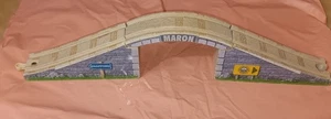 Thomas  Wooden Railway Train Engine Track Maron Arched Stone Bridge - Picture 1 of 4