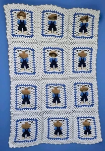 Sue Sunbonnet vintage hecha a mano de ganchillo. Manta Abuelita Cuadrados 58' x 37' - Imagen 1 de 10