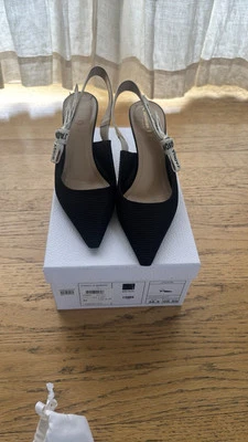 Bomba Christian Dior J'Adior con honda Foto 1 de 4