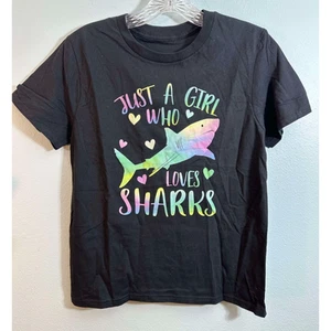 Kids Medium Little Girl Just A Girl Who Loves Sharks Graphic Tee - Picture 1 of 6