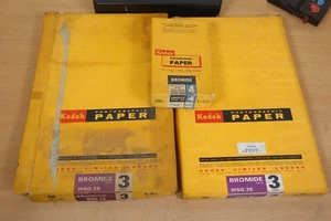 Vintage KODAK Bromide Photographic Paper 3 & 4 WSG 3S 4D Bundle 8x13" 3.5x5.5" - Picture 1 of 7