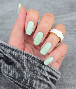 ColorStreet Color Street NIP PISTACHIO GELATO glitter mint green FMG357 - Picture 1 of 13