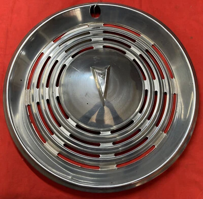 Cubierta de rueda tapacubos Pontiac Firebird Lemans Ventura II 14" vintage OEM 1973-1974 Foto 1 de 4