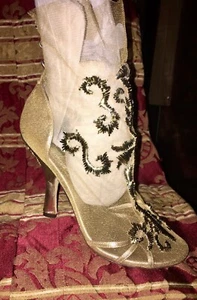 DOLCE & GABBANA  GOLD BAROQUE LEATHER PUMPS BOOTIES SHOES --40 EUROPE- 9.5  USA - Picture 1 of 9