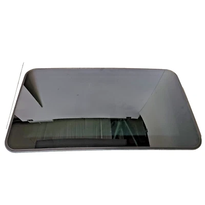 12-15 Mercedes Benz C250 Front Upper Sunroof Sun Roof Glass OEM A2047800021 - Image 1 of 4