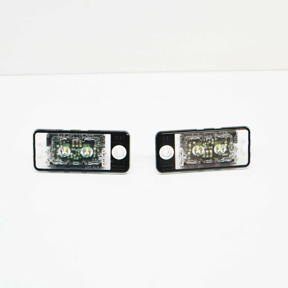 Audi LED Kennzeichenbeleuchtung mit Adapter (4H0943021 4H0943022)