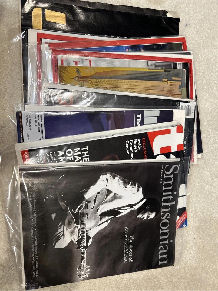 collection of vintage magazines  - Image 1 of 4