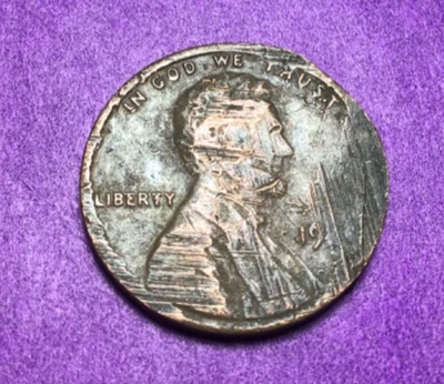 19?? LINCOLN CENT WITH PLANCHET ERRORS & SLIGHT CLIP - Image 1 of 4