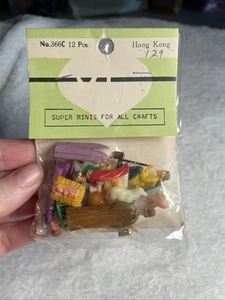 Belén Super Mini De Colección 12 Plástico Duro 366c Hecho en Hong Kong Sin Abrir - Imagen 1 de 4