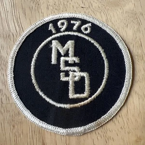 Vintage 1976 Montessori School of Durham (MSD) Patch - Picture 1 of 10