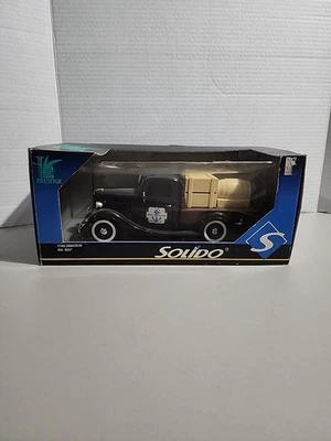 SOILDO TRUCK 1 /18 DIECAST Ford Brasseur W/ Damaged Box Prestige - Image 1 of 4