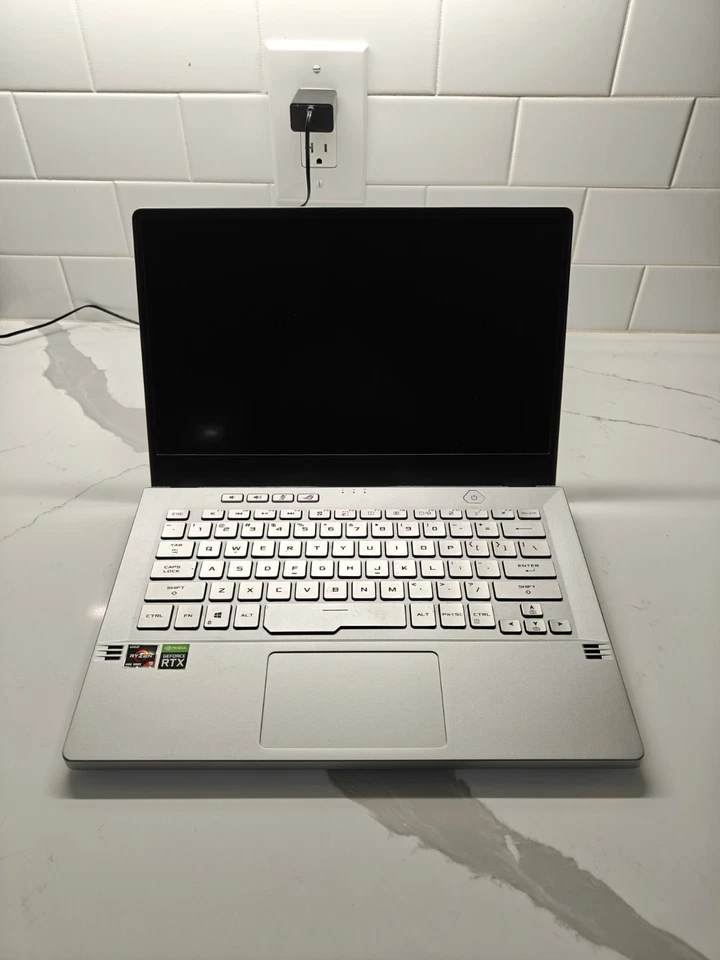 Notebook ASUS Zephyrus G14 2020 GA401I - Imagem 1 de 3