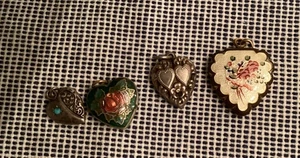 4 bellissimi ciondoli vintage in argento sterling cuori gonfi ~ cuore gonfi ~ 10,2 g - Foto 1 di 6