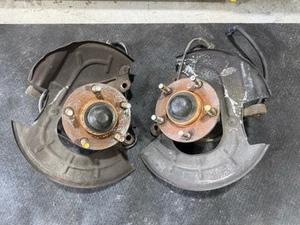 1996 - 2004 Mustang Gt Front 5 Lug Spindles Hubs Knuckle Pair Set Oem - Picture 1 of 7