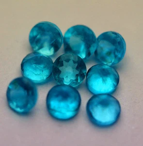 9 Apatite 2 mm (VS) rotonde - Foto 1 di 1