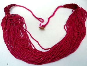 HIGHEND *RARE*AMAZINGLY GORGEOUS VINTAGE RED GLASS MULTISTRAND NECKLACE!! - Picture 1 of 1