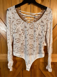 Bisou Bisou January Ivory bodysuit blouse size medium nwt (1869) - Picture 1 of 7