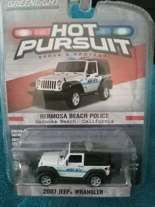 Greenlight Hot Pursuit 2007 Jeep Wrangler 1:64 Hermosa Beach Police Series 18 - Picture 1 of 2