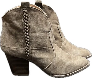 Qupid Leather Boots Western Women Size US 8.5 UK 6.5 Tan/Brown Pull On 2.5" Heel - Picture 1 of 8