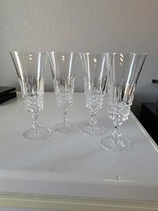 4 Exquisite Tuilleries Villandry Wine Glasses By Cristal D'Arques Durand Crystal - Picture 1 of 5
