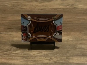 2007 Sweet Spot Signatures Leather Glove Black Ink SSEA Erick Aybar Auto /75  - Picture 1 of 3