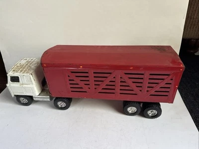 ERTL Livestock Van Semi Trailer  Pressed Steel (16) - Image 1 of 4