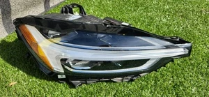 2018 2019 2020 2021 2022 Volvo XC60 Right Full LED Headlight OEM 32208976 - Picture 1 of 13