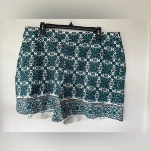 Boden Green Blue White Geometric Pattern size 16/18 Linen Shorts - Picture 1 of 10