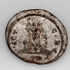Probus (276 - 282 AD) Roman Coin Billon Antoninianus XF Condition - Picture 1 of 1