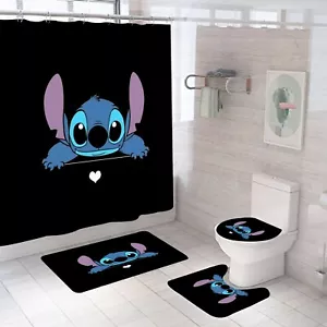 Lilo e Stitch Set 4 Pezzi Tenda Doccia Coperchio e Tappetino Bagno Tappeti - Foto 1 di 7