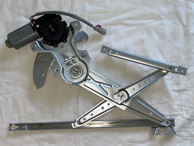 MG Rover CUH102050 Window Regulator Rover 45/400/MG ZS Left - Image 1 of 4