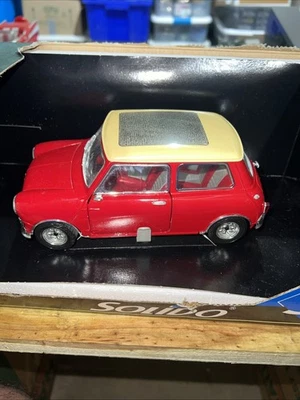 1964 MINI COOPER S 1/18 Scale Metal Diecast Ref. 8022 Red/White MADE IN FRANCE - Image 1 of 4