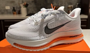 Nike Pegasus Premium Airscape bianco arancione calcio grigio HQ2592-002 9,5 NUOVE - Foto 1 di 6