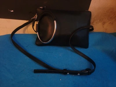 INC Imitación Cuero Mujer Túnel Bandolera Bolso sin asas Cartera NEGRO Foto 1 de 4