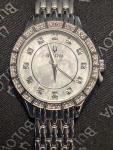 Orologio Bulova Sutton Diamante Quarzo Quadrante MOP Acciaio Inox Donna 96R253 - Foto 1 di 7