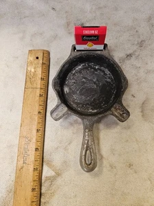 Griswold Cast Iron Ashtray - Mini GRISWALD SKILLET ASHTRAY - Picture 1 of 3