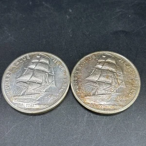 2 Stück USS Constitution 1 Feinunze Silbermedaille 0,999 getönt insgesamt zwei Unzen - Bild 1 von 2